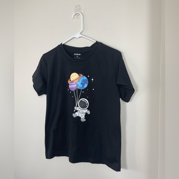 Astronaut And Planet Print Tee Graphic Tees Women Tops Cotton NWT Size M - Picture 4 of 6